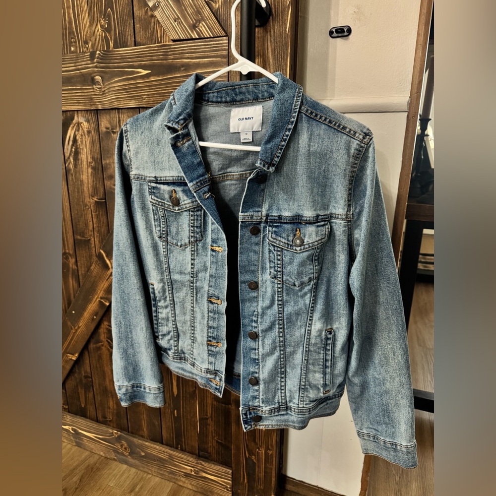 Old Navy Women's Classic Light Blue Jean Jacket